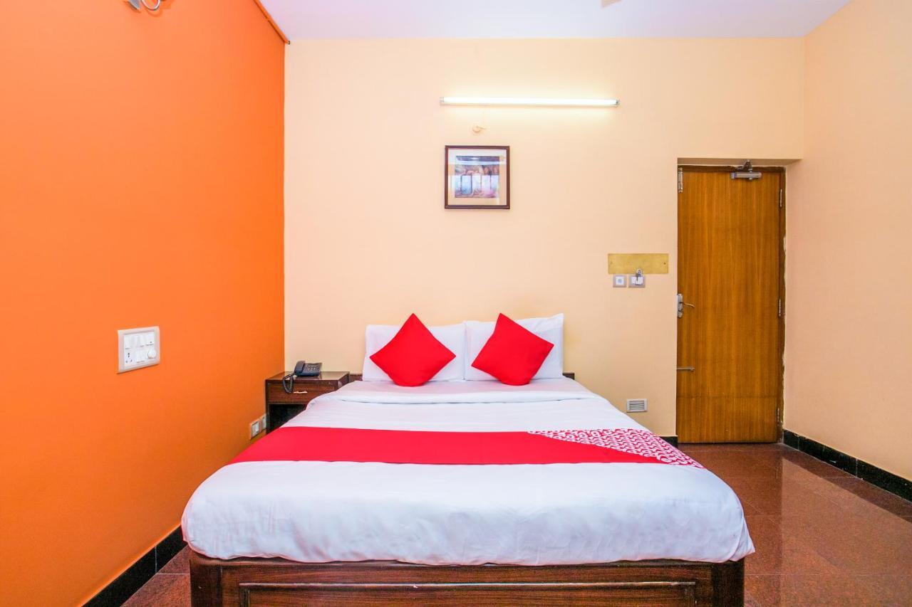 Priyanka Residency Hotel Bangalore Exterior photo