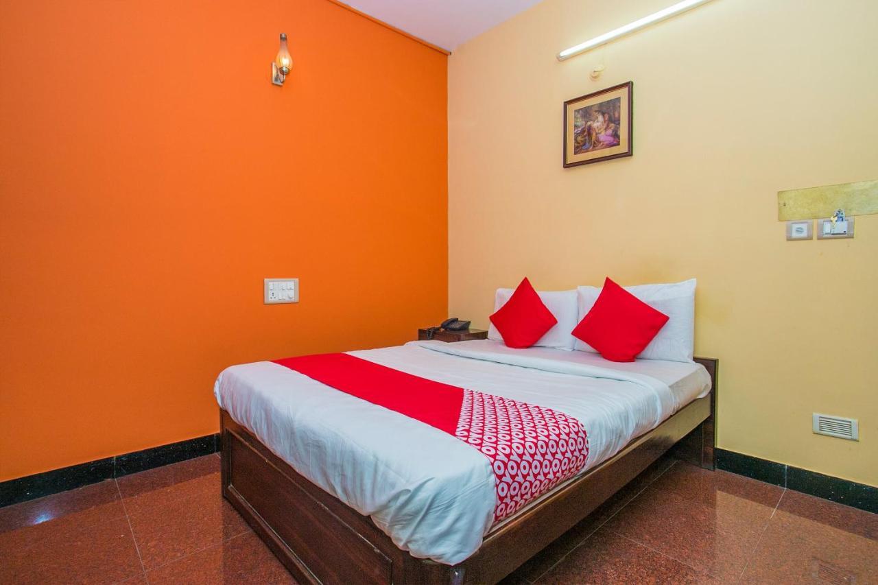 Priyanka Residency Hotel Bangalore Exterior photo